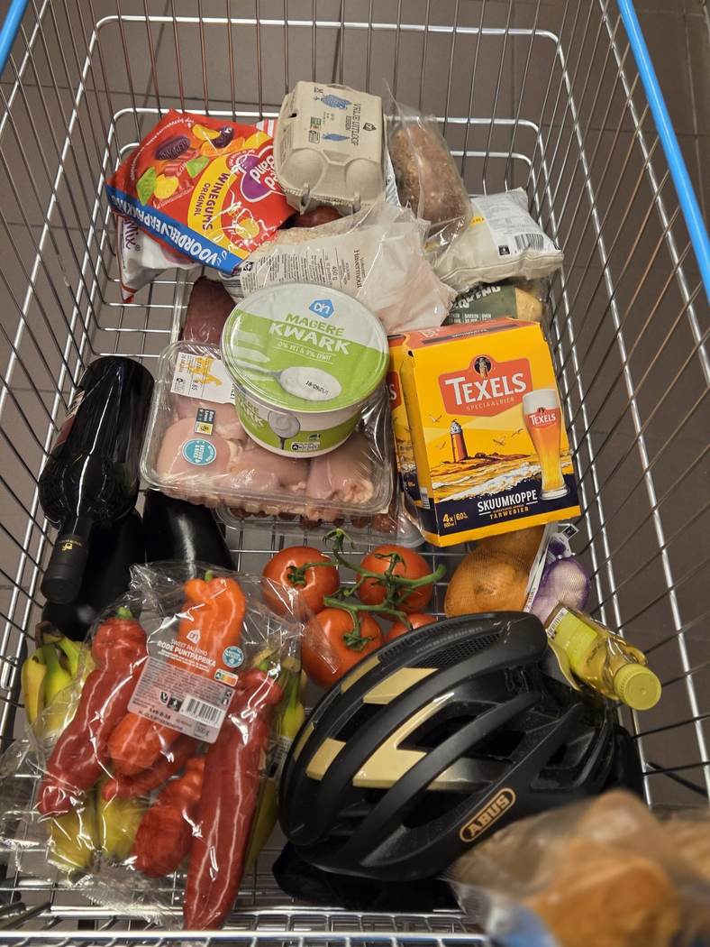 Fuelplan in de praktijk: de supermarkt‑trashrun (helm gaat gewoon mee door de kassa)